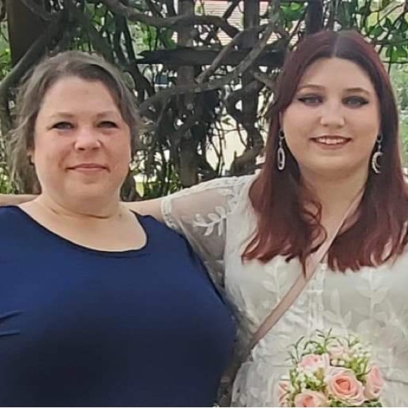 Meet your posher - Picture 3 of 4